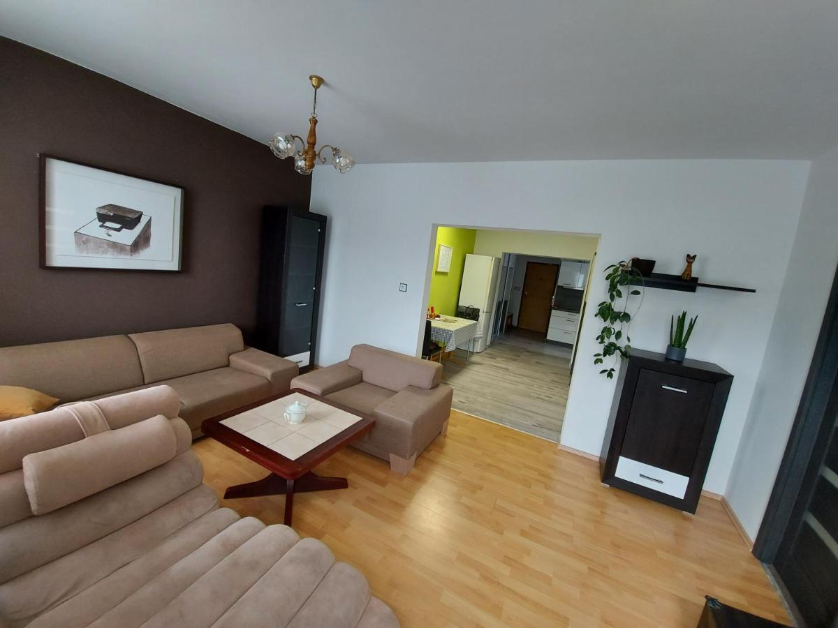 Apartman Eva - Plne Vybaveny Byt - Tyn Nad Vltavou Exterior photo