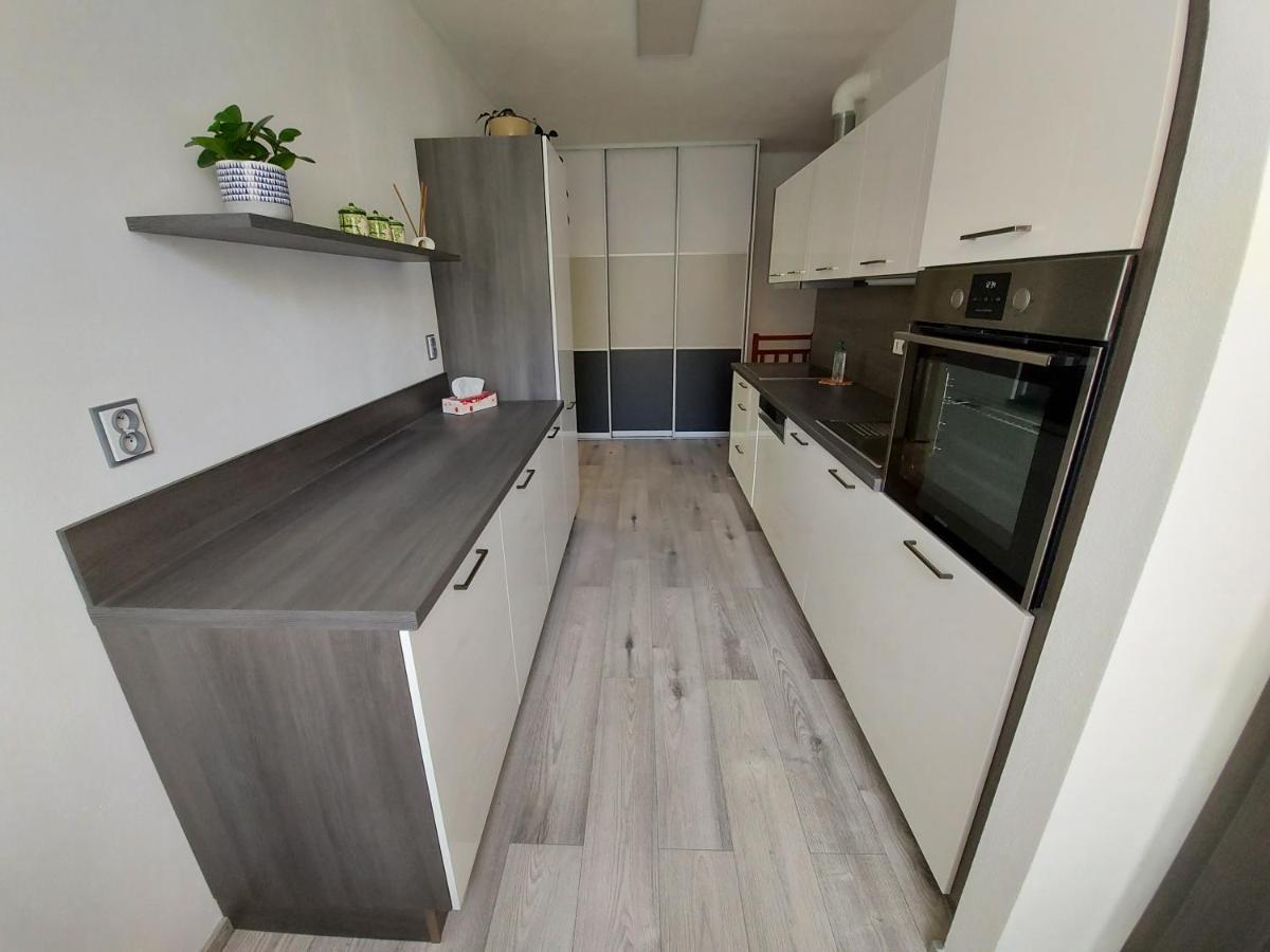 Apartman Eva - Plne Vybaveny Byt - Tyn Nad Vltavou Exterior photo