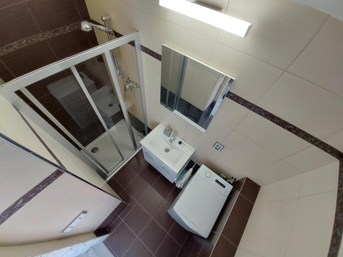 Apartman Eva - Plne Vybaveny Byt - Tyn Nad Vltavou Exterior photo